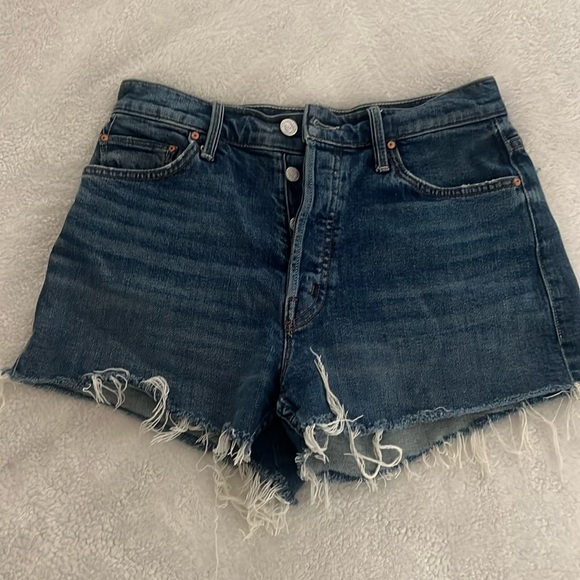 MOTHER Jean shorts - Picture 1 of 8